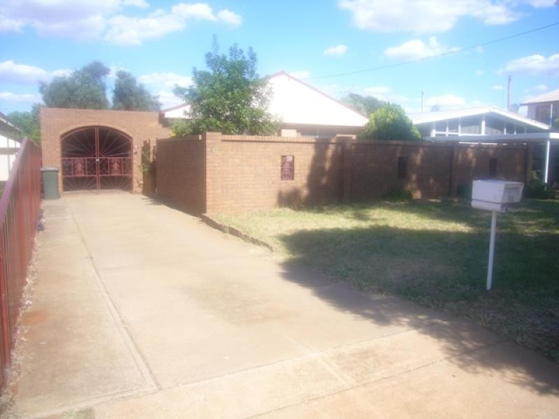 74 WHYLANDRA STREET, Dubbo NSW 2830