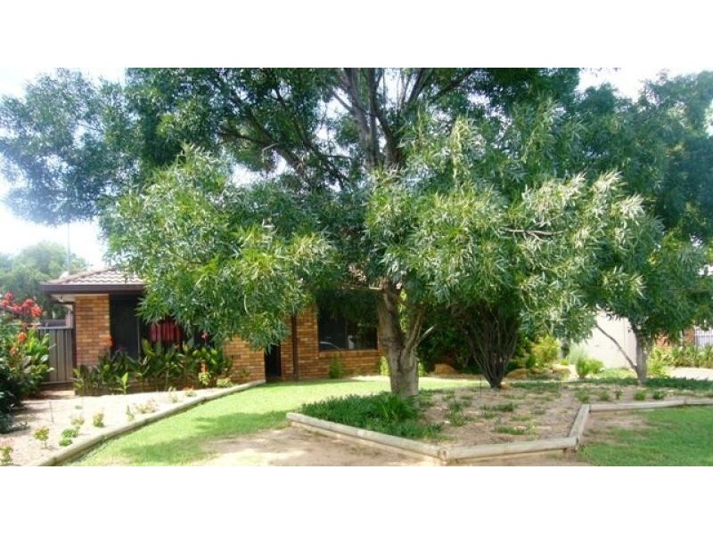 10 Edinburgh Avenue, Dubbo NSW 2830