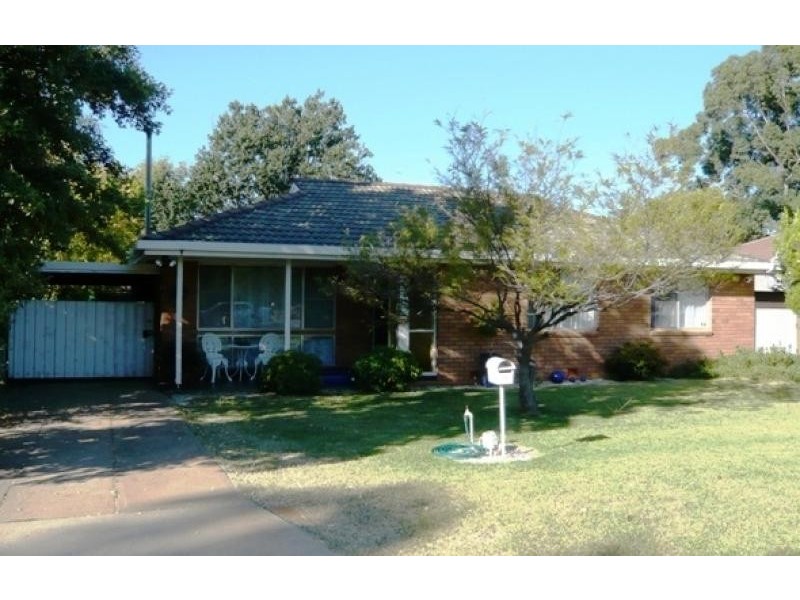 21 EMERALD STREET, Dubbo NSW 2830