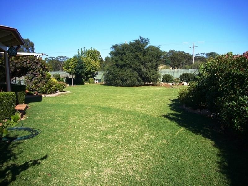 21 Lincoln Parkway, Dubbo NSW 2830