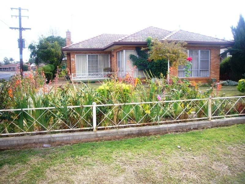 51 Young Street, Dubbo NSW 2830