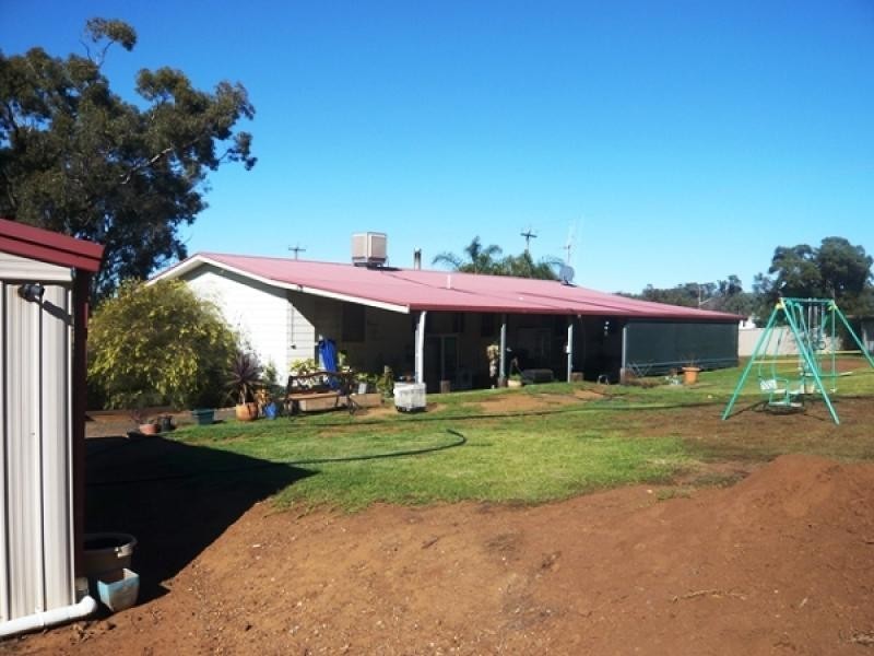 22 Chambers Street, Geurie NSW 2831