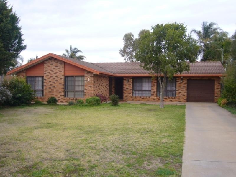 9 Lyons Place, Dubbo NSW 2830