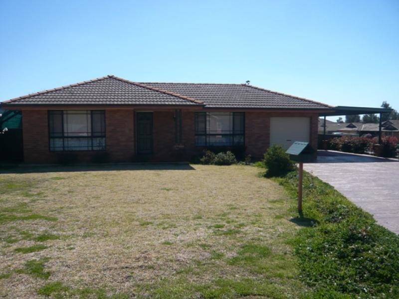 52 Eden Park Avenue, Dubbo NSW 2830