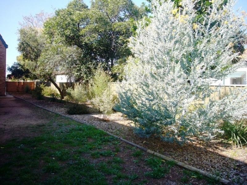 Unit 2, 24 Elizabeth Street, Dubbo NSW 2830