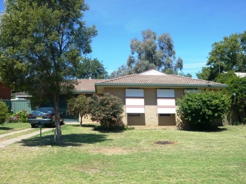 42 Meek Street, Dubbo NSW 2830