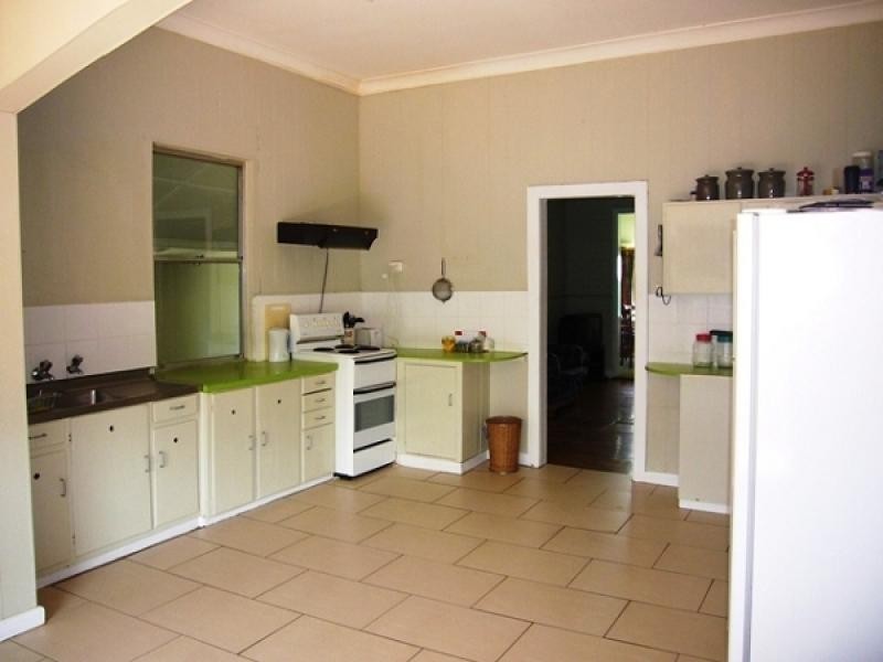 7 Reakes Avenue, Dubbo NSW 2830