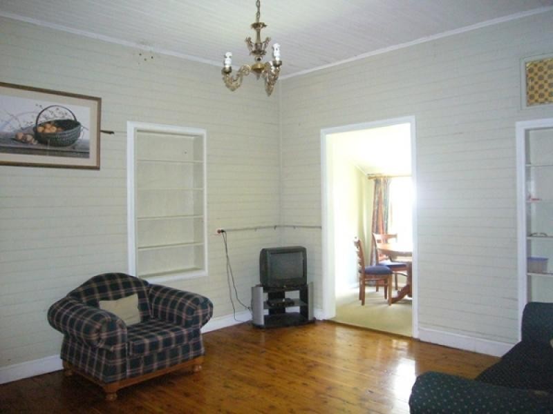 7 Reakes Avenue, Dubbo NSW 2830