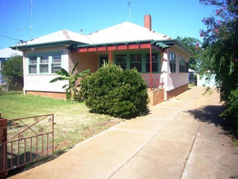 219 Fitzroy Street, Dubbo NSW 2830