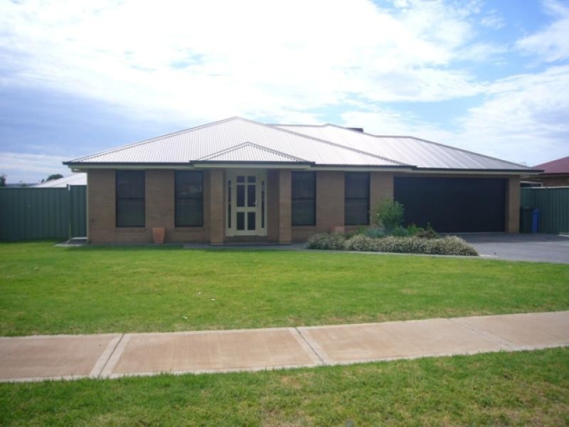 56 Sheraton Road, Dubbo NSW 2830