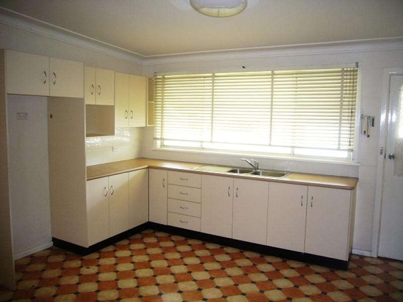 10 Gillis Avenue, Dubbo NSW 2830