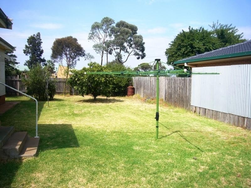 10 Gillis Avenue, Dubbo NSW 2830