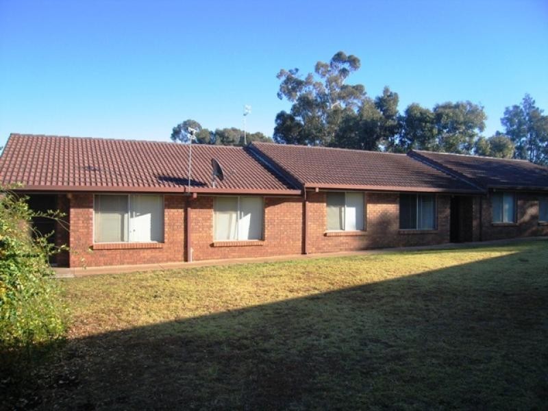 4/10 Forrest Crescent, Dubbo NSW 2830