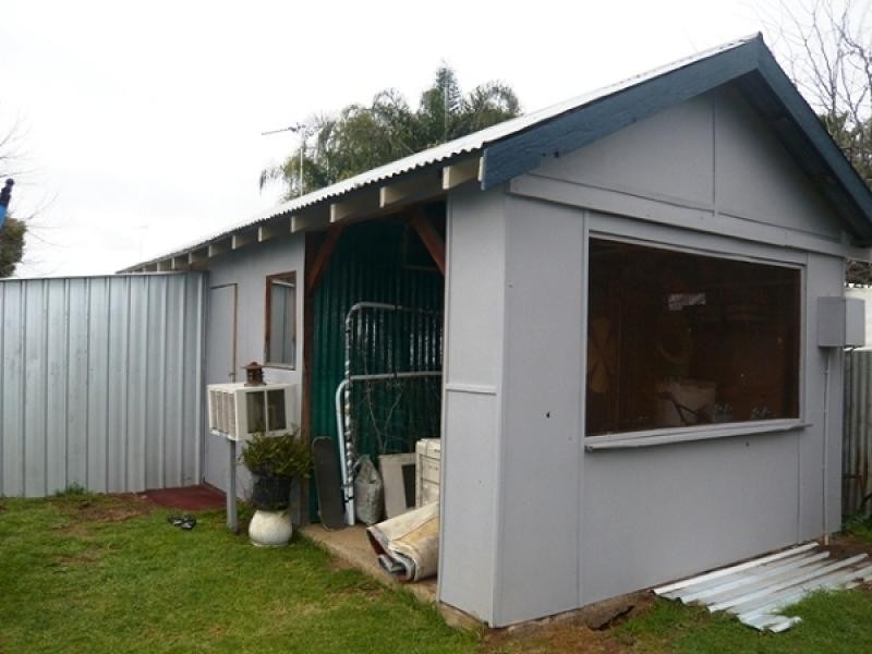 100 Taylor Street, Dubbo NSW 2830