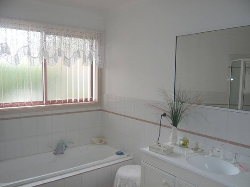85 Margaret Crescent, Dubbo NSW 2830