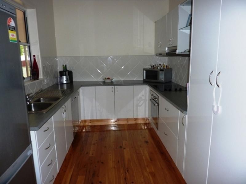 33 Caroline Street, Dubbo NSW 2830