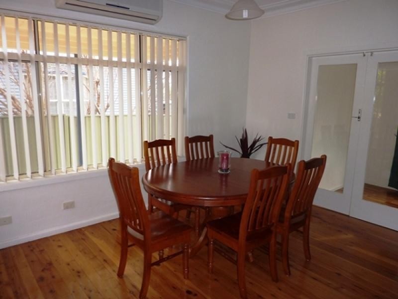 33 Caroline Street, Dubbo NSW 2830