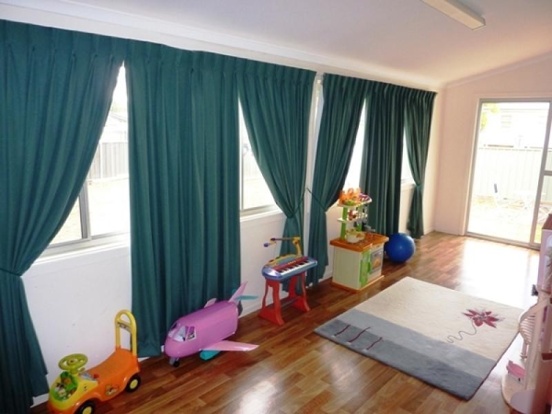 33 Caroline Street, Dubbo NSW 2830