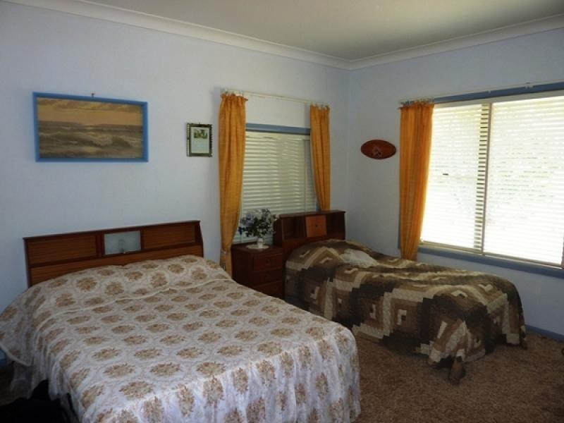 7 University Road, Wellington NSW 2820