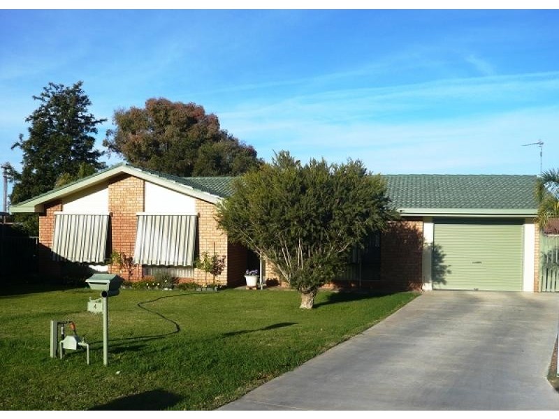 4 Condon Place, Dubbo NSW 2830