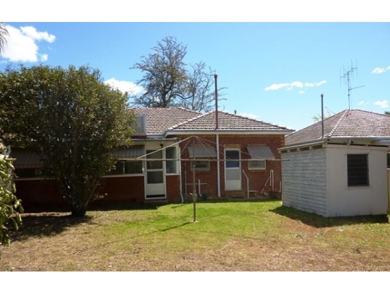 44 Taylor Street, Dubbo NSW 2830
