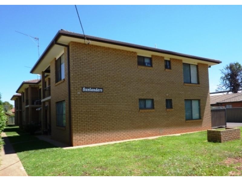 Unit 4, 71 Bultje Street, Dubbo NSW 2830