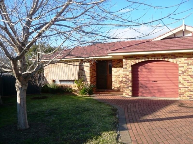 6 St James Close, Dubbo NSW 2830