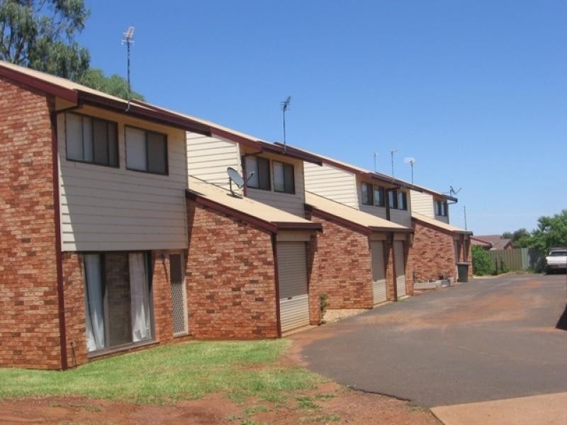 4/7 Forrest Crescent, Dubbo NSW 2830