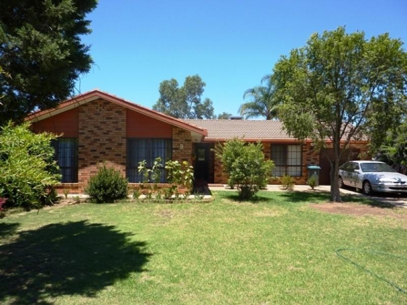 9 Lyons Place, Dubbo NSW 2830
