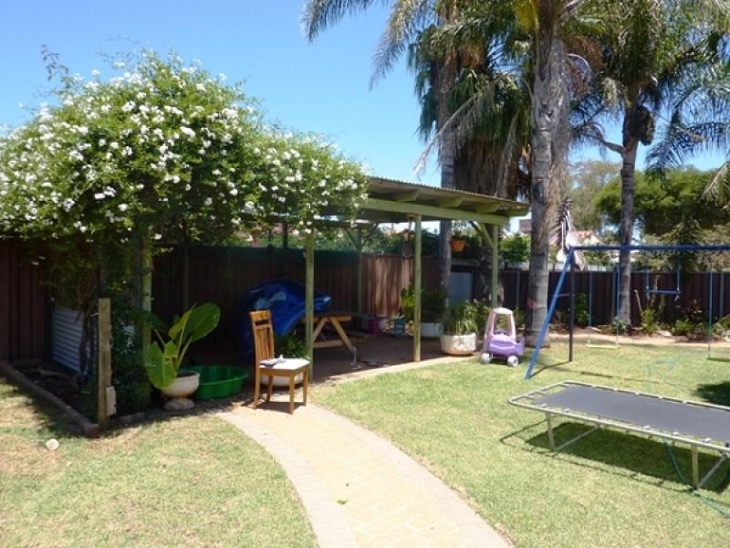 9 Lyons Place, Dubbo NSW 2830