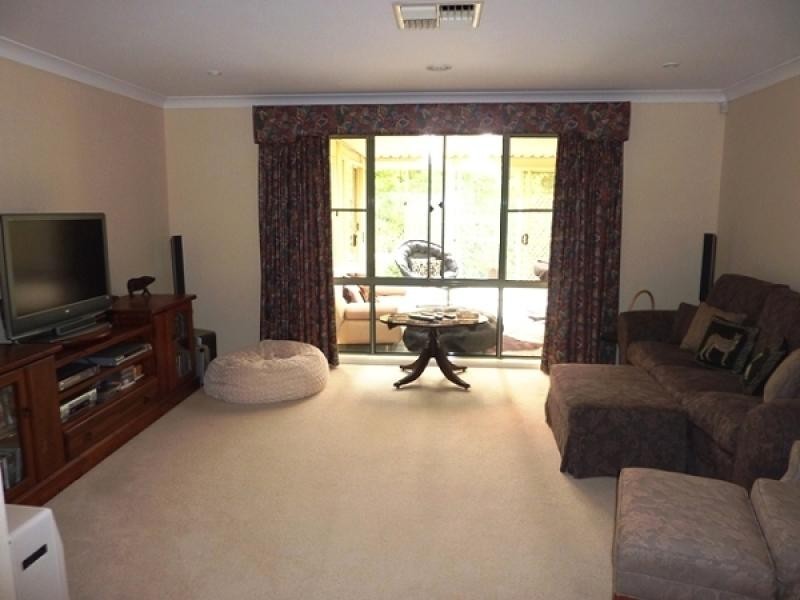 9 Gasnier Place, Dubbo NSW 2830