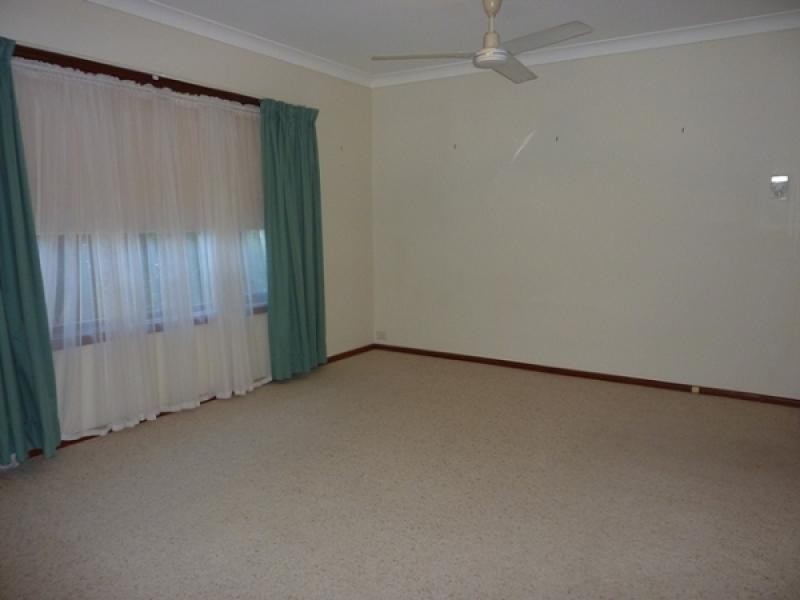 16 Emerald Street, Dubbo NSW 2830