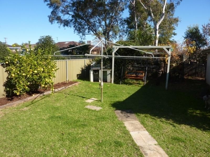 23 Caroline Street, Dubbo NSW 2830
