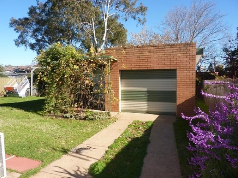 23 Caroline Street, Dubbo NSW 2830