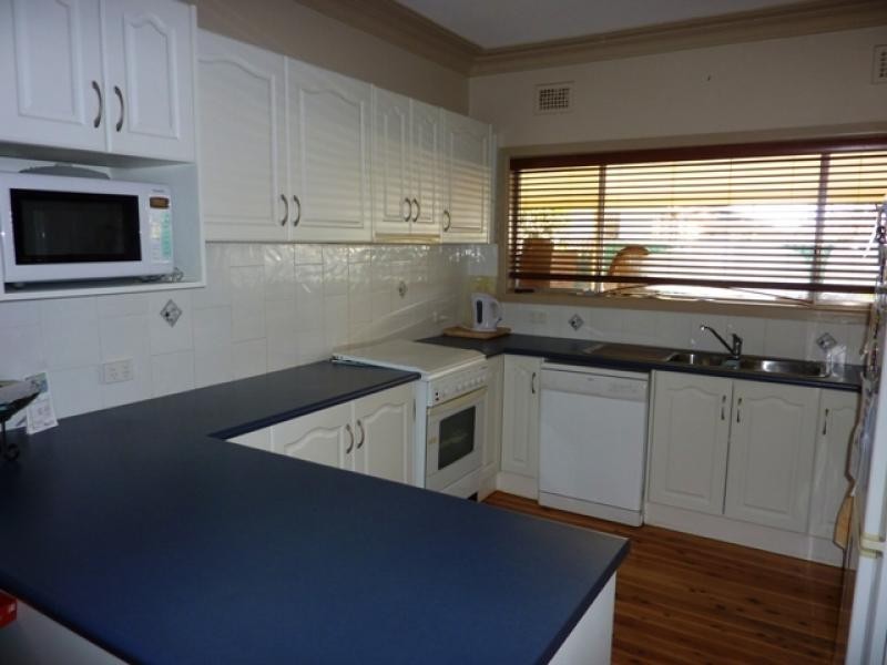 20 Lovett Avenue, Dubbo NSW 2830