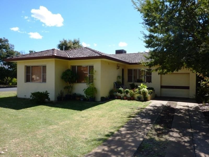 36 Banksia Crescent, Dubbo NSW 2830