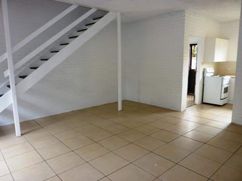 2/24 Elizabeth Street, Dubbo NSW 2830