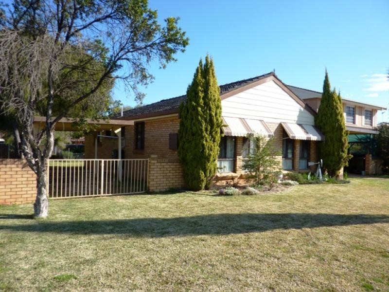 17 Topaz Street, Dubbo NSW 2830