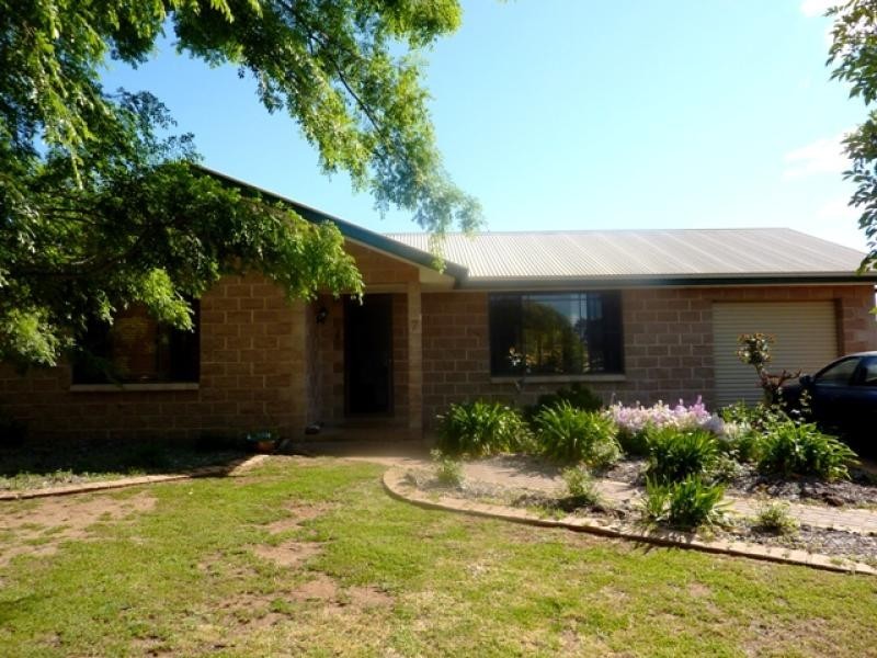 7 Kings Park Way, Dubbo NSW 2830
