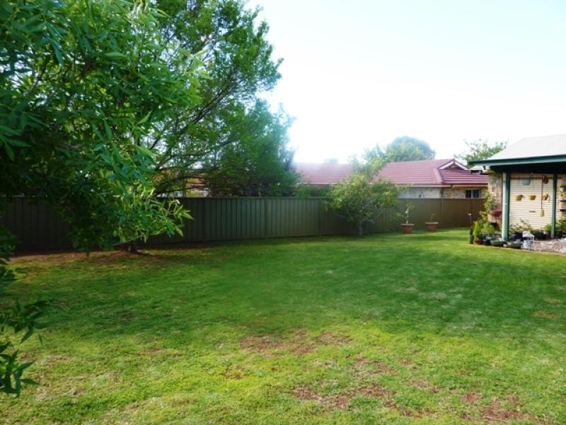 7 Kings Park Way, Dubbo NSW 2830