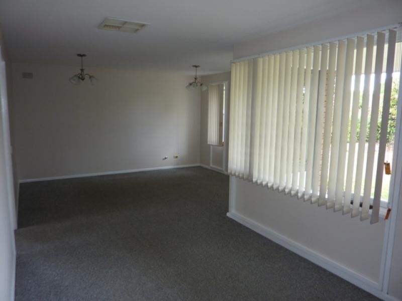 182 Bultje Street, Dubbo NSW 2830
