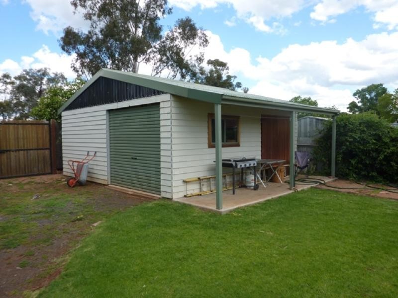 44 Caroline Street, Dubbo NSW 2830