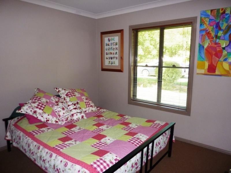 16 Englewood Avenue, Dubbo NSW 2830