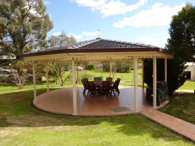 82 St Georges Terrace, Dubbo NSW 2830