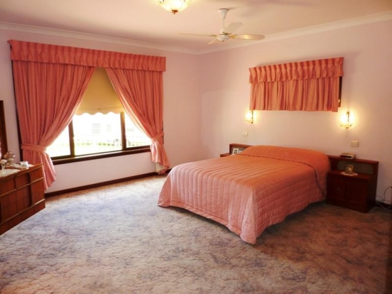 82 St Georges Terrace, Dubbo NSW 2830