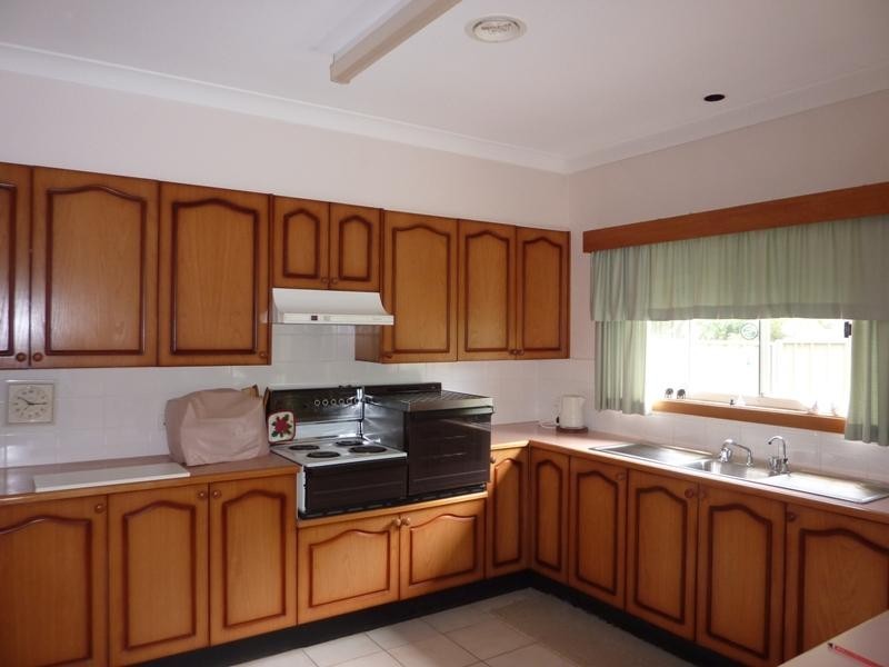 6 Wales Court, Dubbo NSW 2830