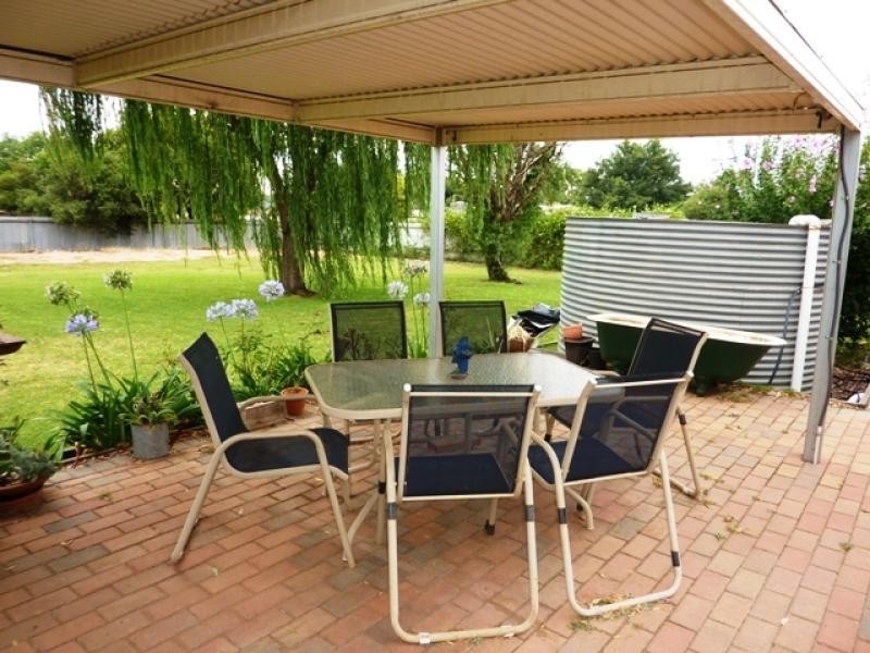 8 Dubbo Street, Brocklehurst NSW 2830