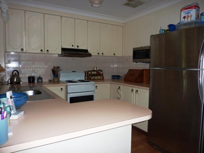 8 Dubbo Street, Brocklehurst NSW 2830