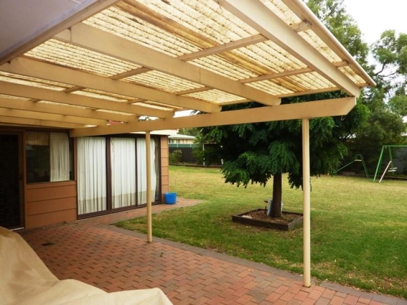 8 Dubbo Street, Brocklehurst NSW 2830