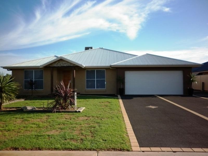 19 Keswick Parkway, Dubbo NSW 2830